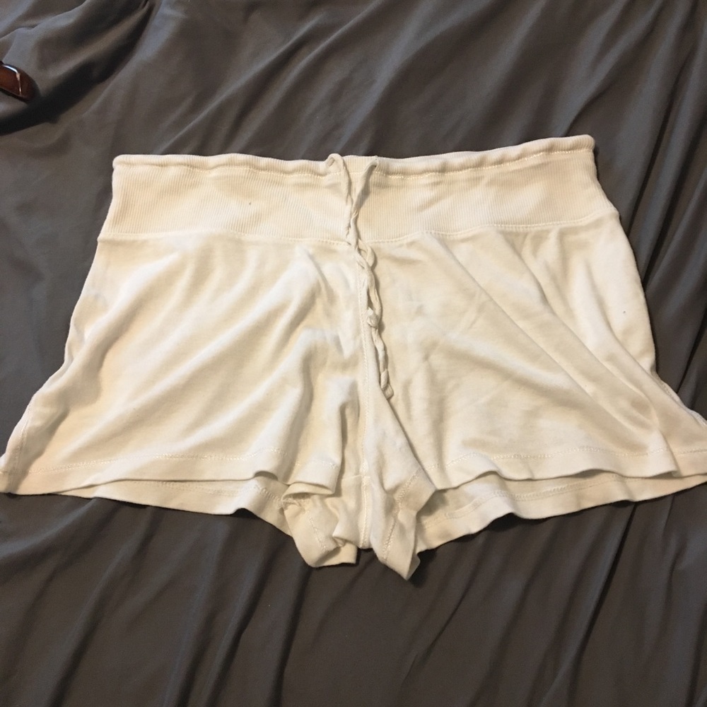 White Sleepwear Shorts (M)